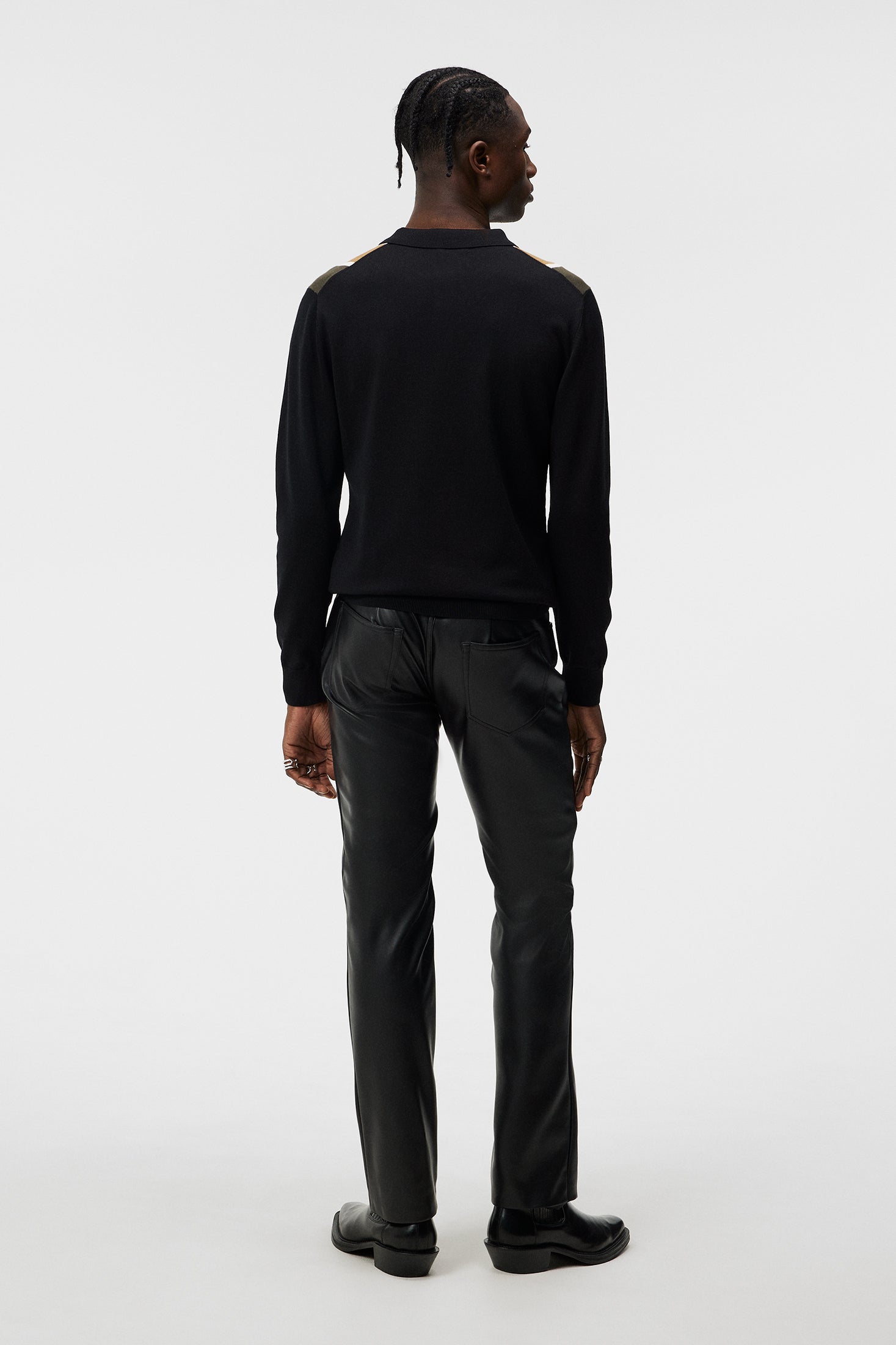 Stovepipe Jeans in Black Rinse Wash