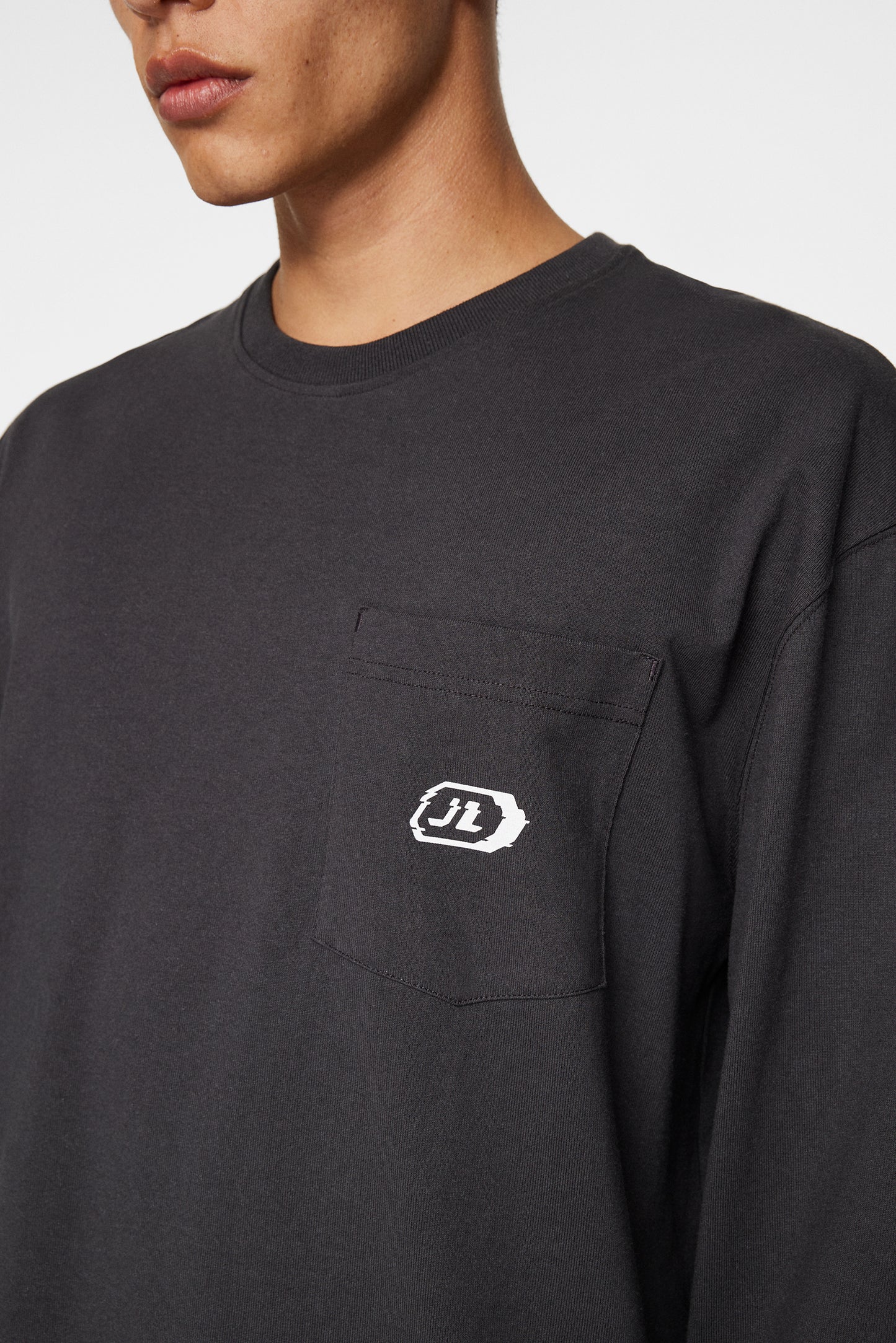 Walsh LS Pocket Tee / Washed Black