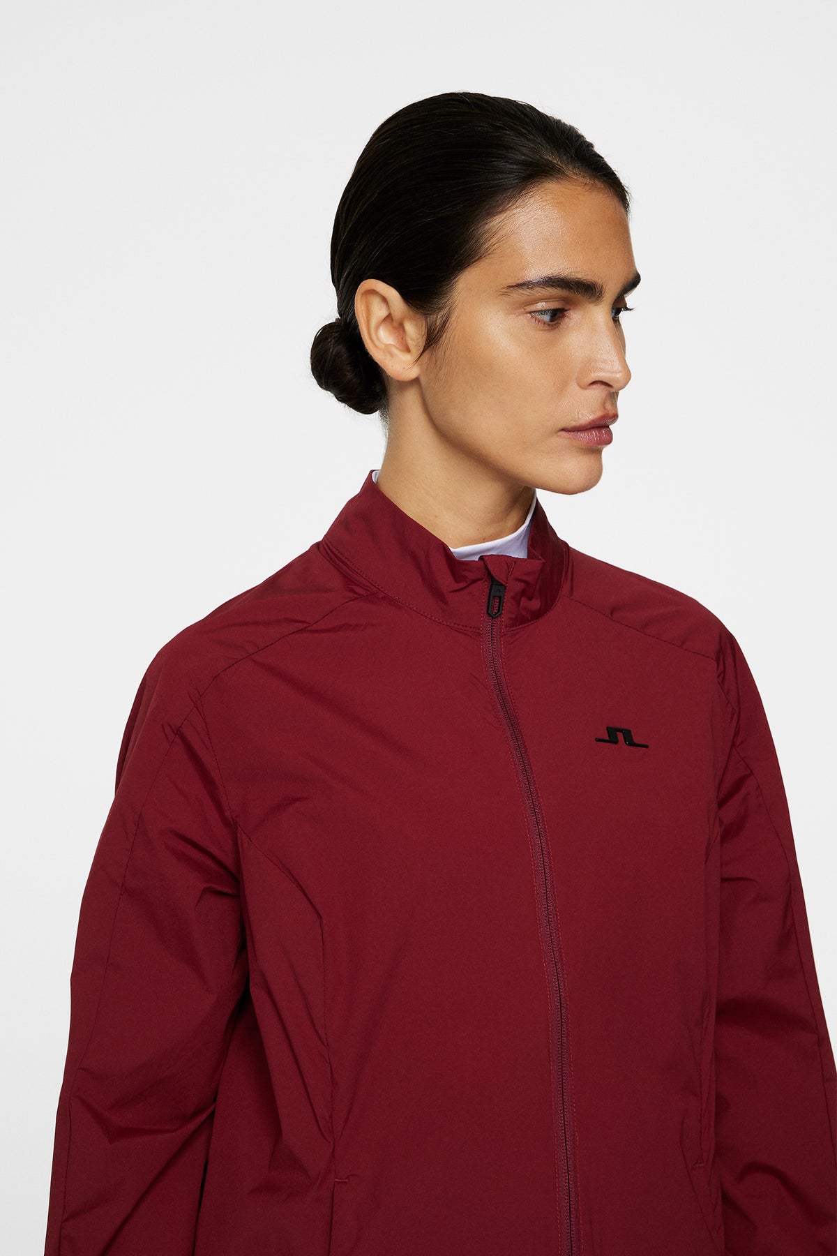 Thorine Wind Jacket Solid / Cabernet