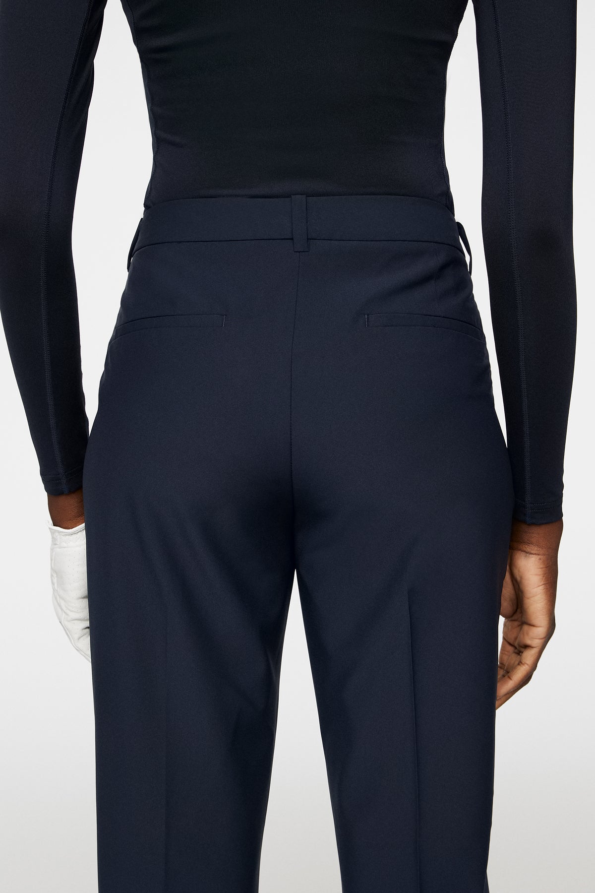 Pia Pant / JL Navy