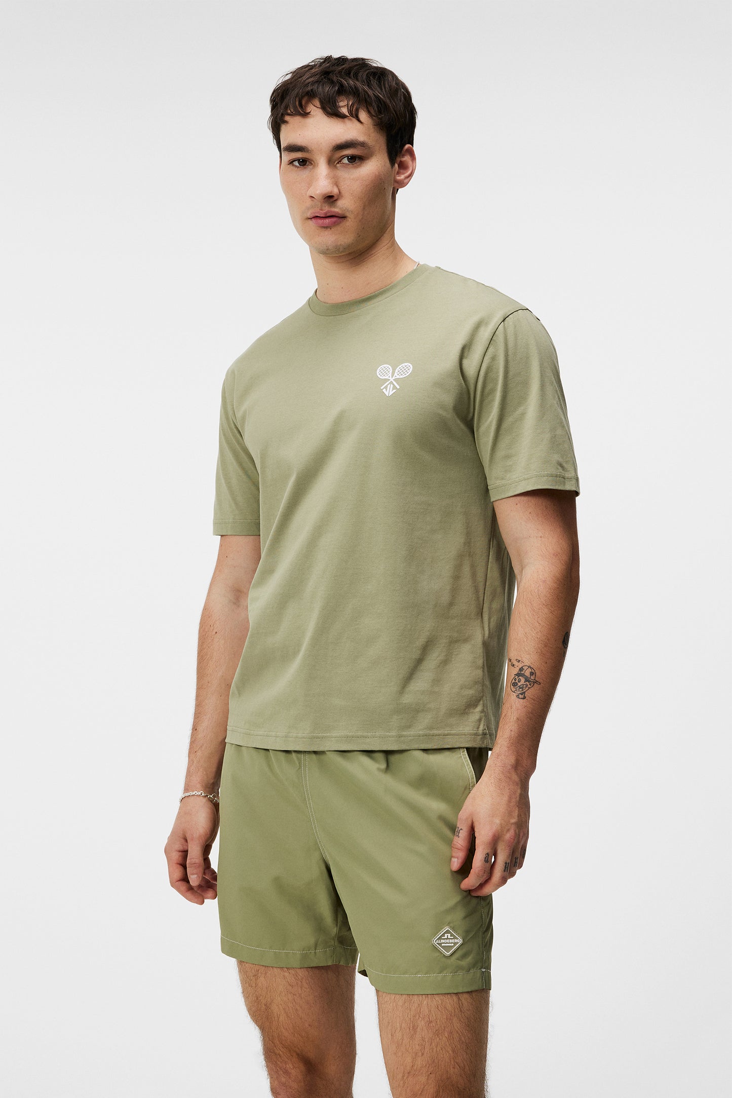 Hale Logo Patch T-Shirt / Oil Green