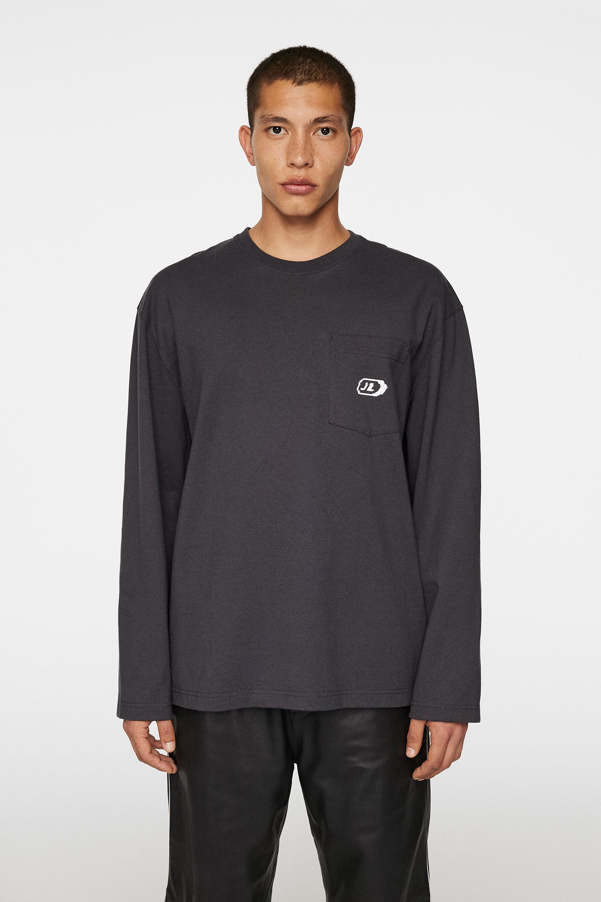 Walsh LS Pocket Tee / Washed Black