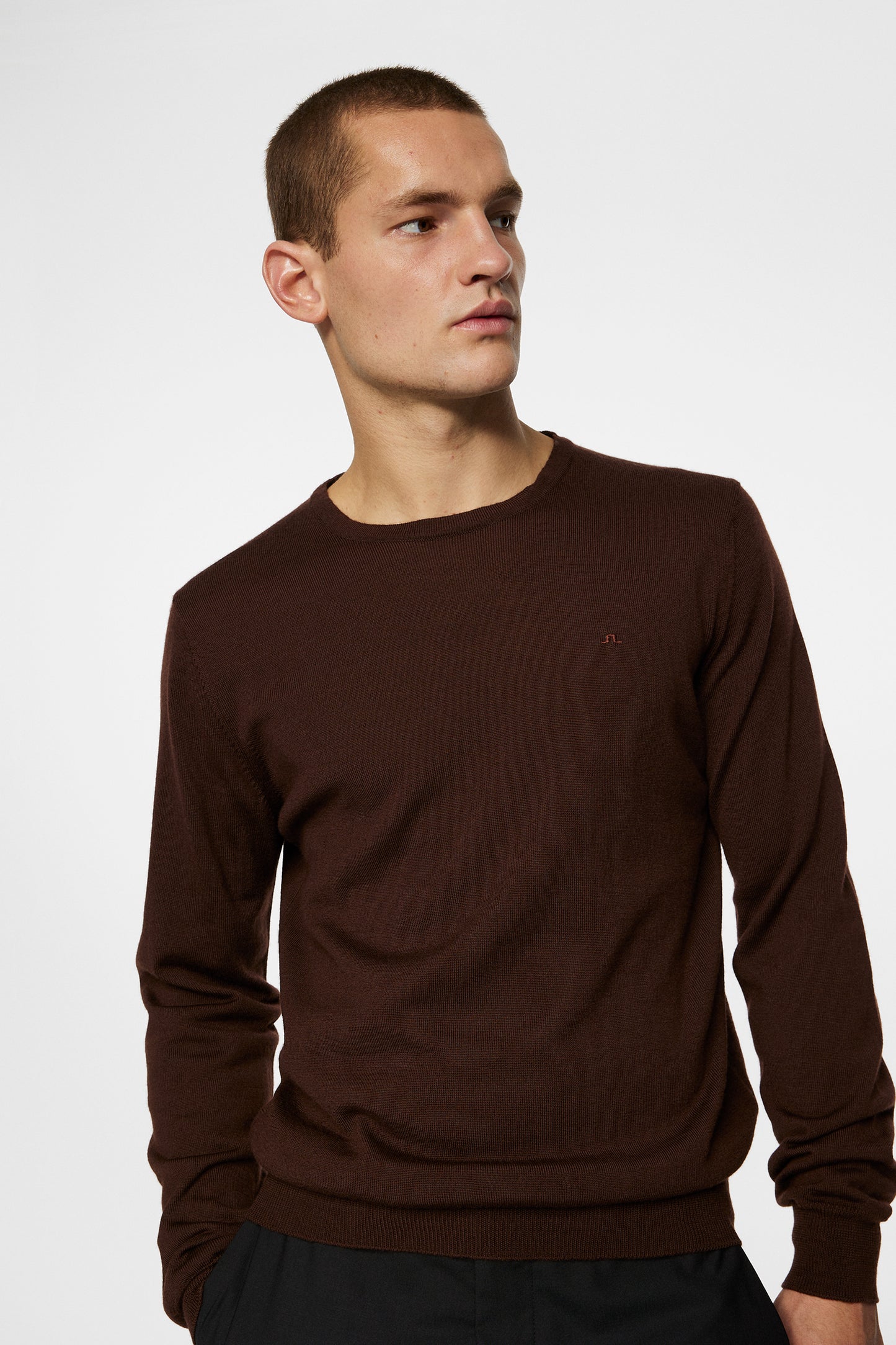 Keane Merino Crew Neck Sweater / Bitter Chocolate