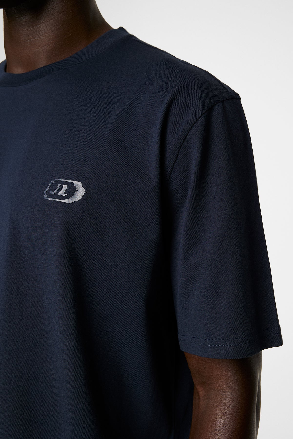 Hale Logo T-Shirt / JL Navy – J.Lindeberg