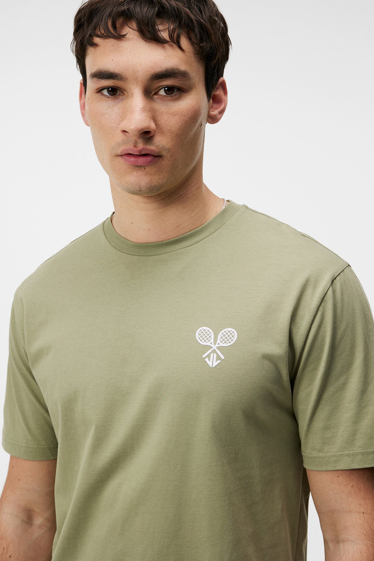 Hale Logo Patch T-Shirt / Oil Green – J.Lindeberg