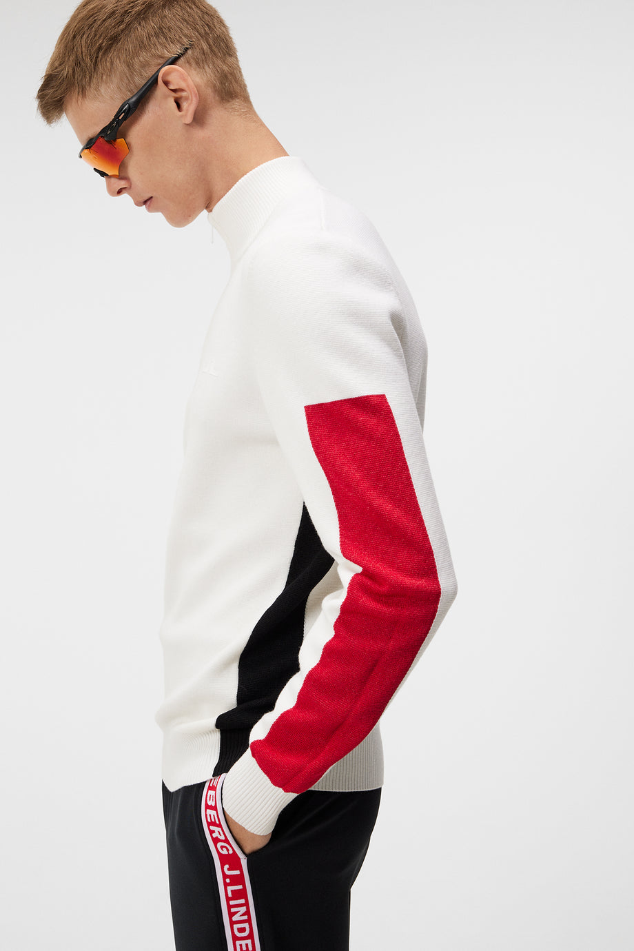 Knitted Clide White – / Sweater