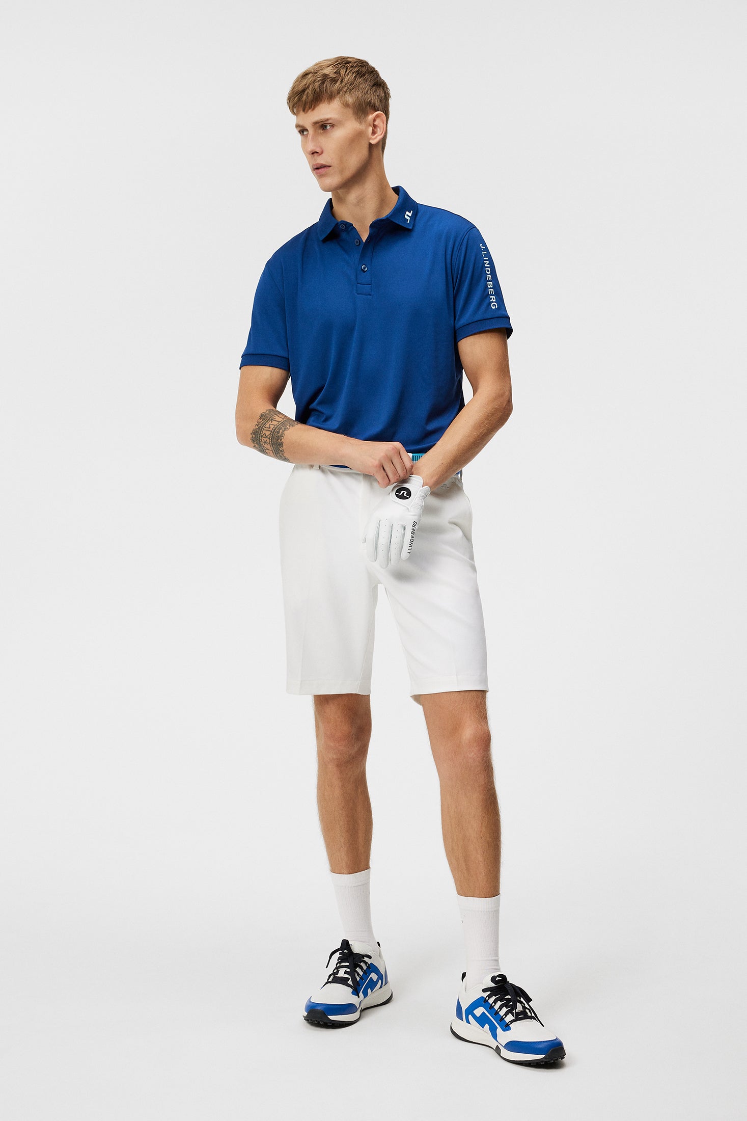 Shorts with white stripe deals