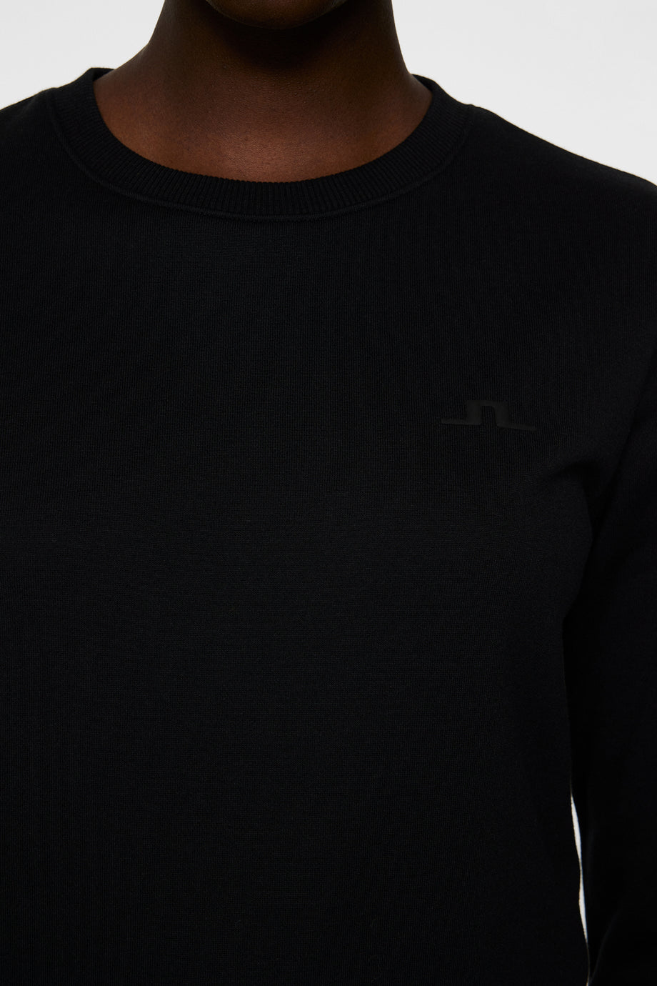 W Alpha Crew Neck / Black