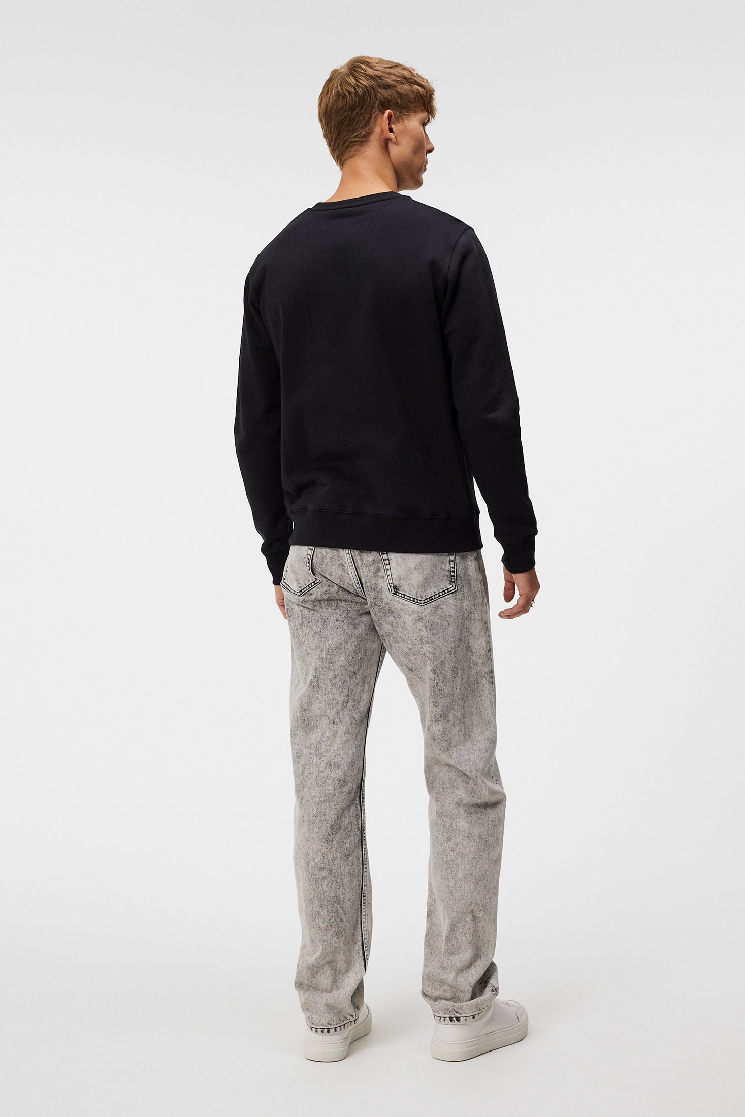 Throw Crew Neck / Black – J.Lindeberg