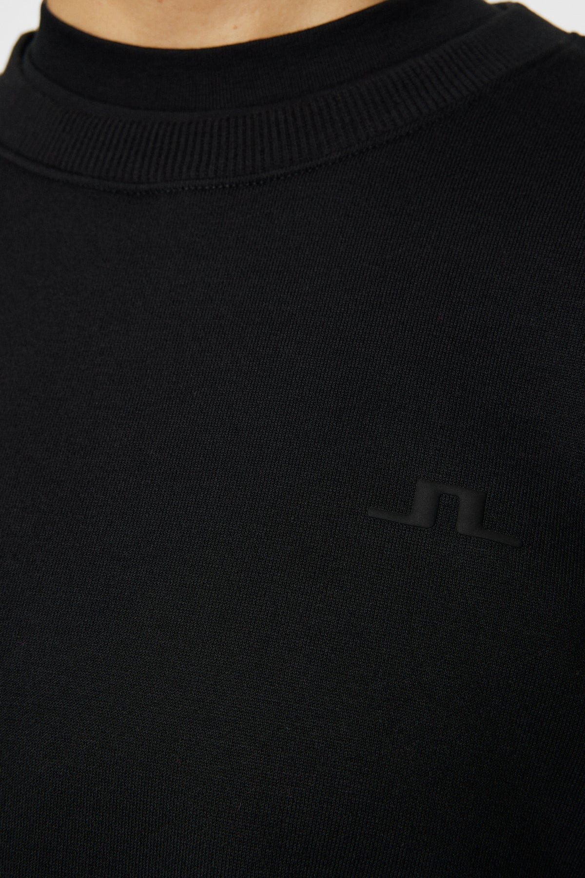 W Alpha Crew Neck / Black