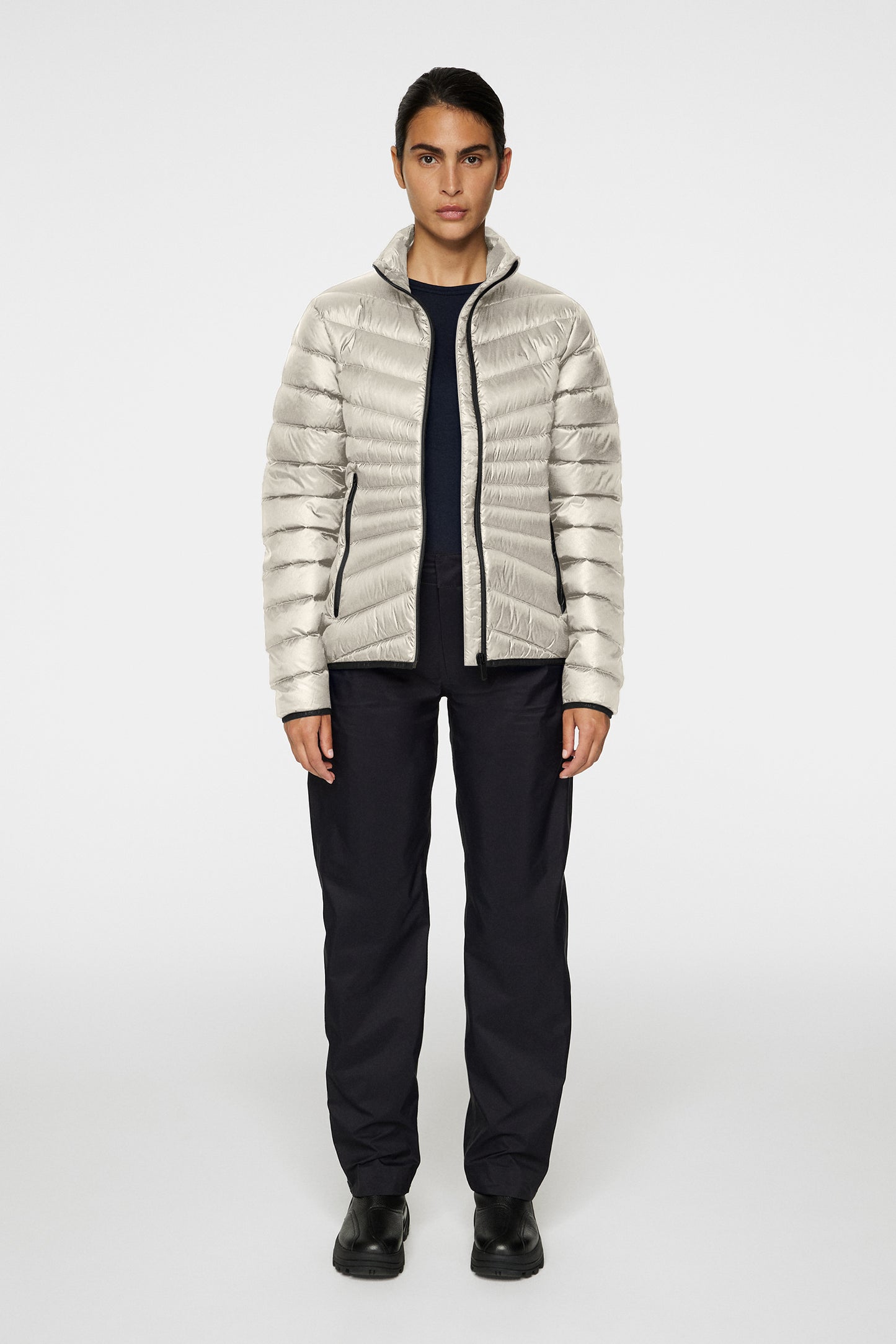 Lara Light Down Jacket / Moonbeam