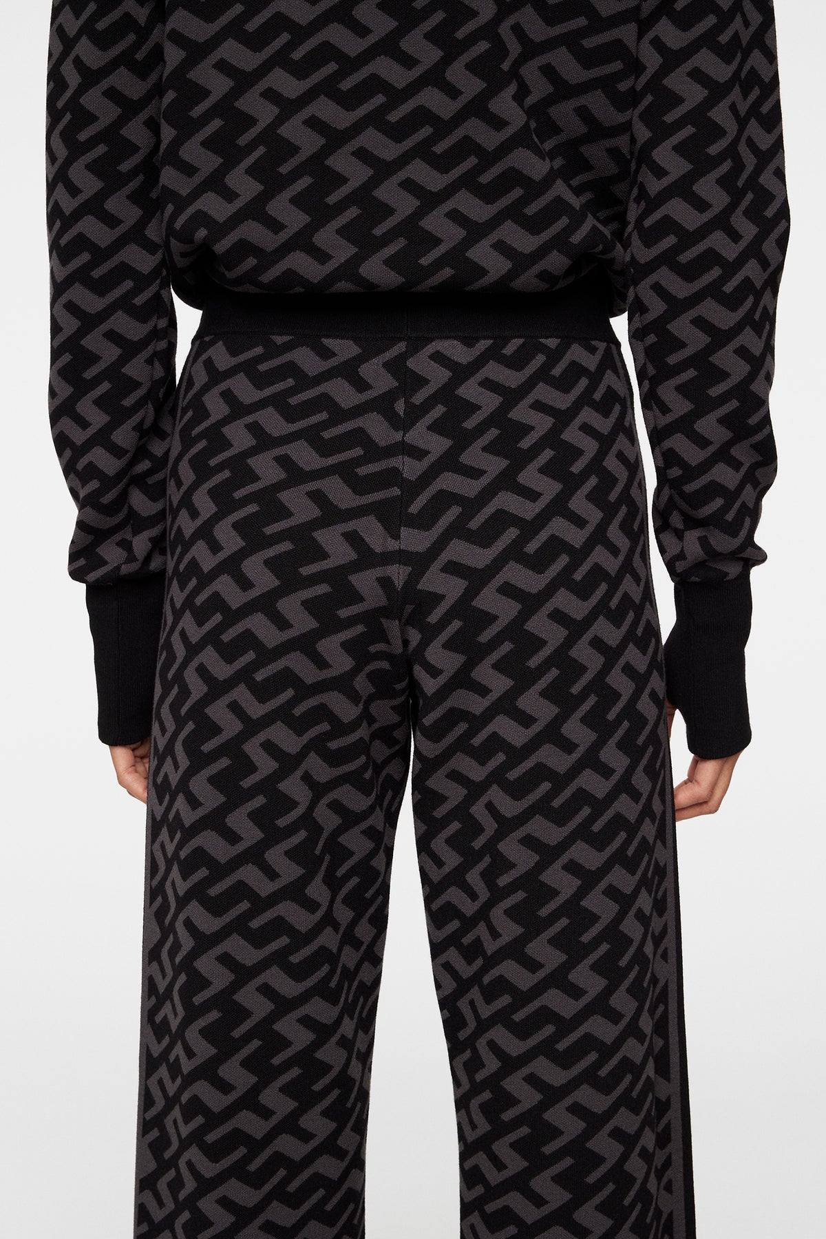 Kera Knitted Pant / Bias Bridge Black