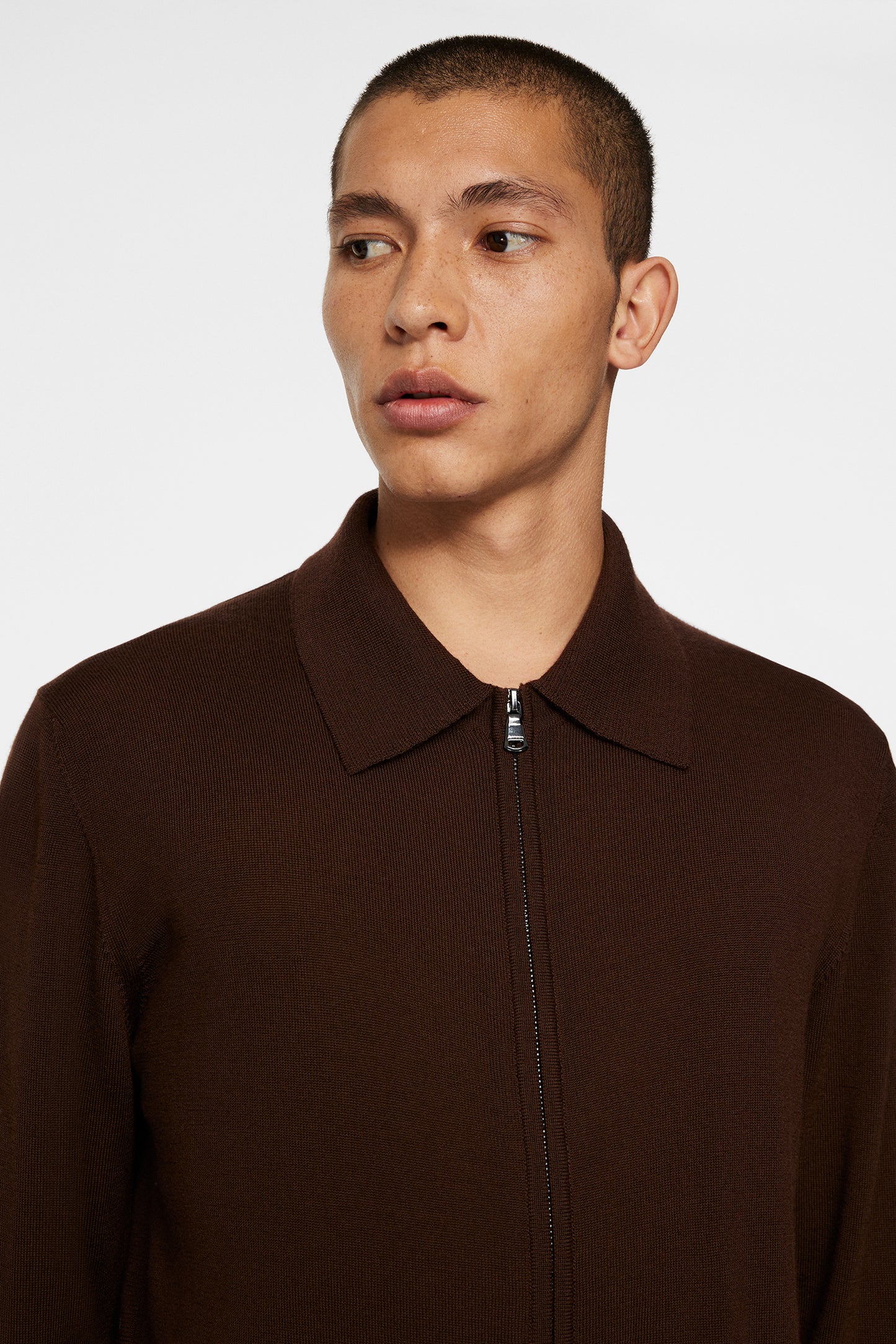 Kaleb Merino Zip Cardigan / Bitter Chocolate