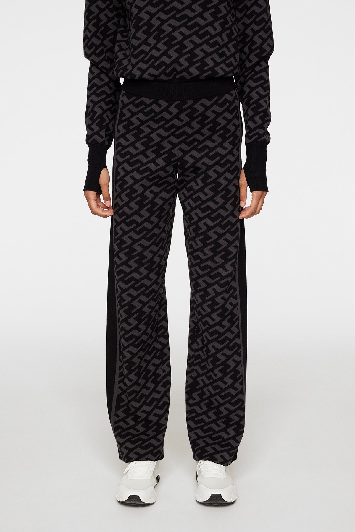 Kera Knitted Pant / Bias Bridge Black