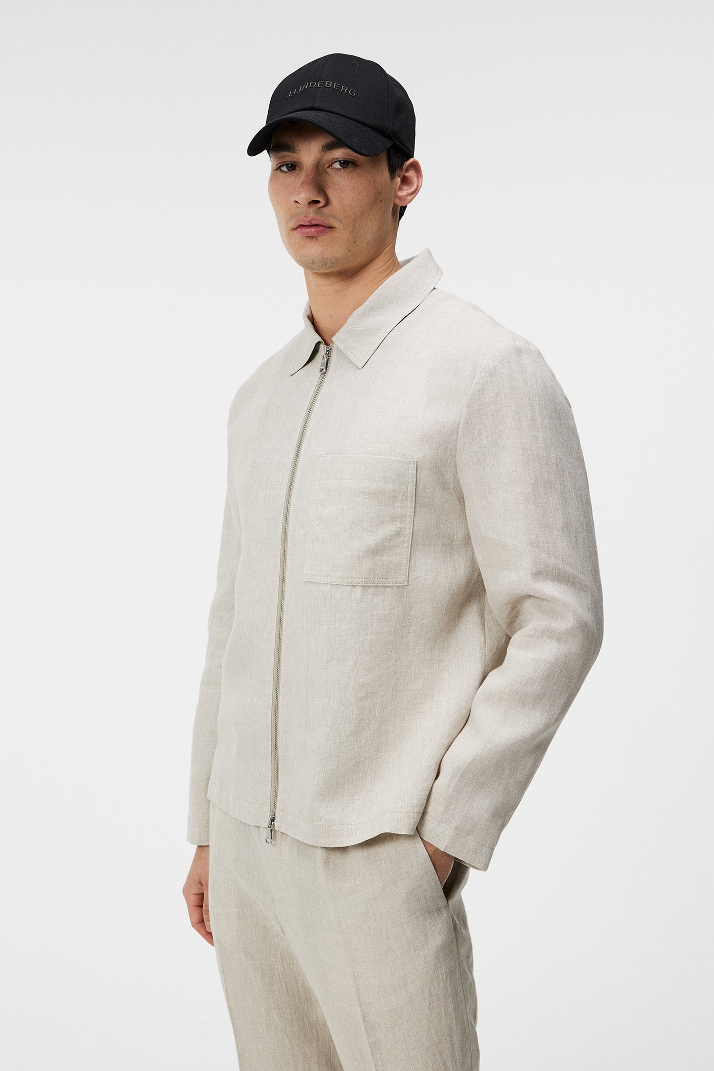 Julius Linen Overshirt / Safari Beige