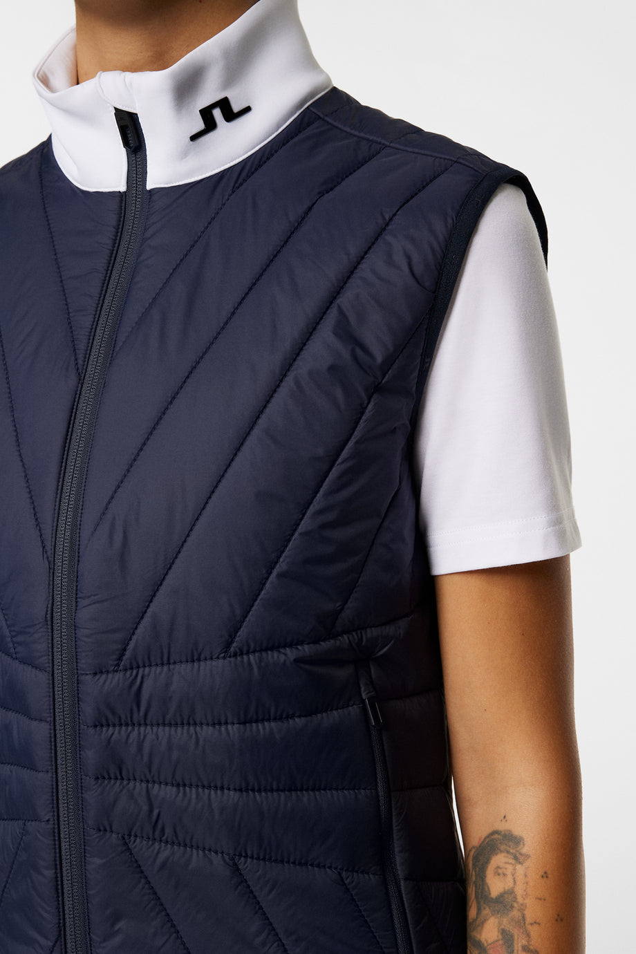 Holma Quilt Hybrid Vest / JL Navy