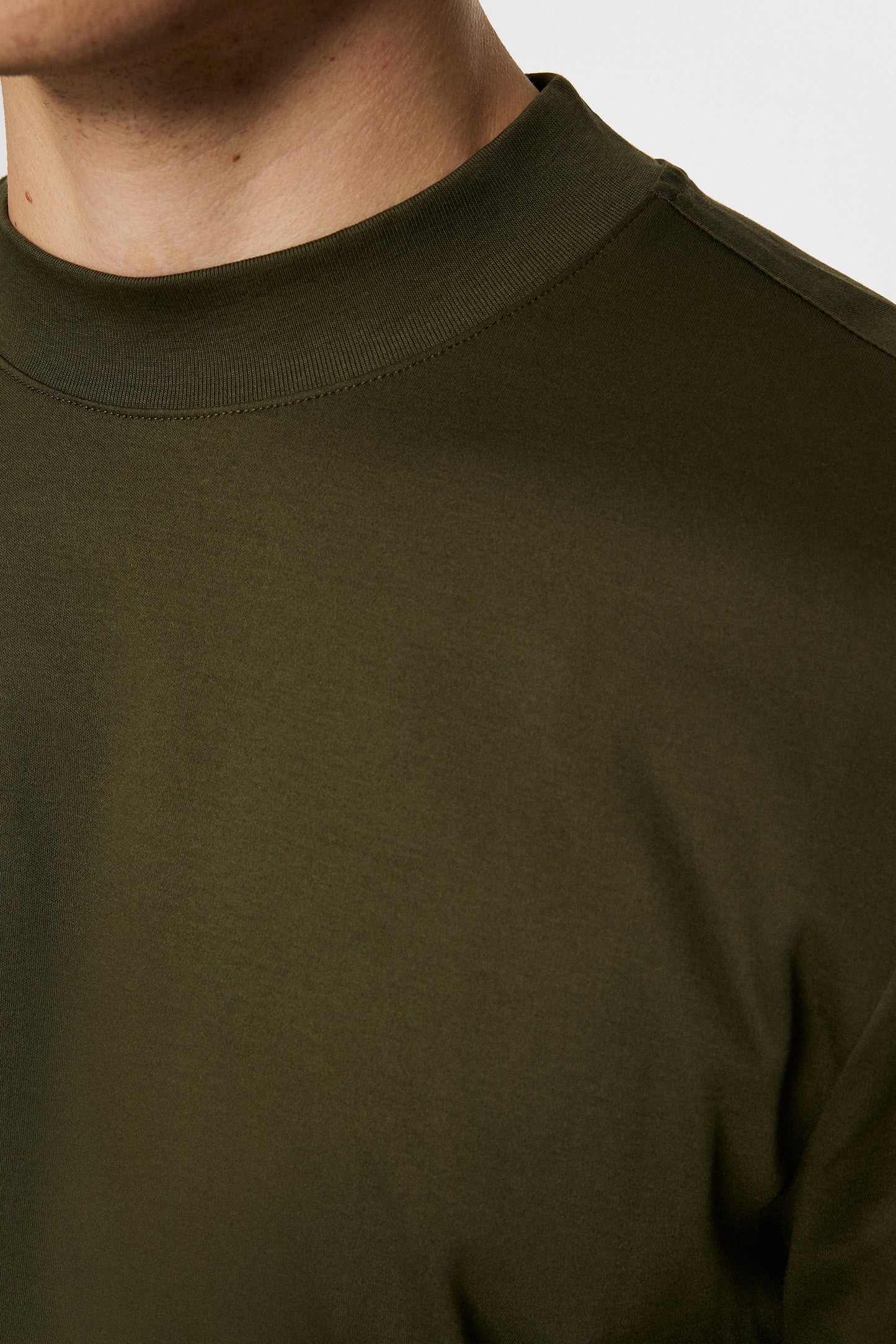 Ace Mock Neck T-Shirt / Forest Green