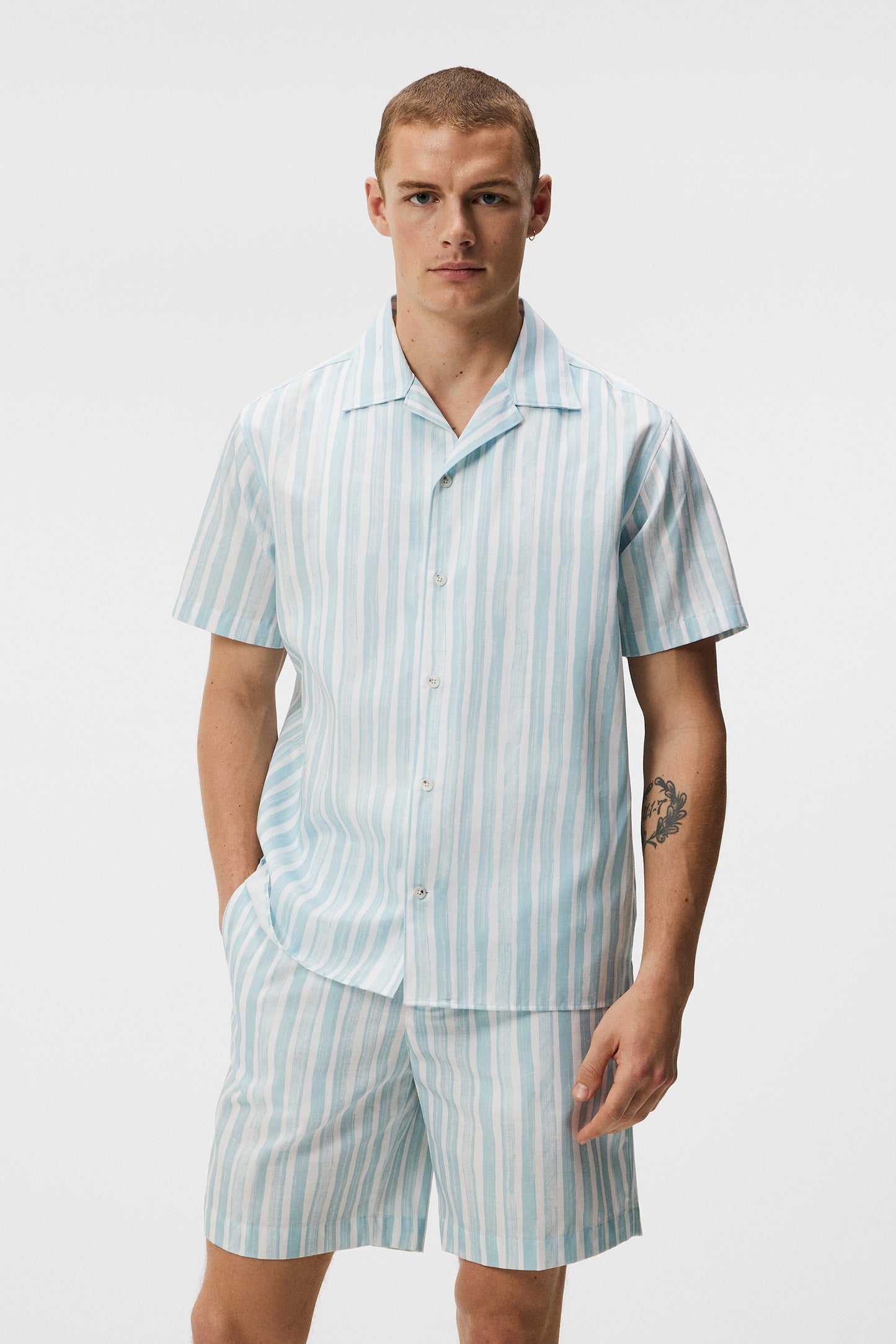 Elio Painted Stripe Reg Shirt / Dream Blue – J.Lindeberg