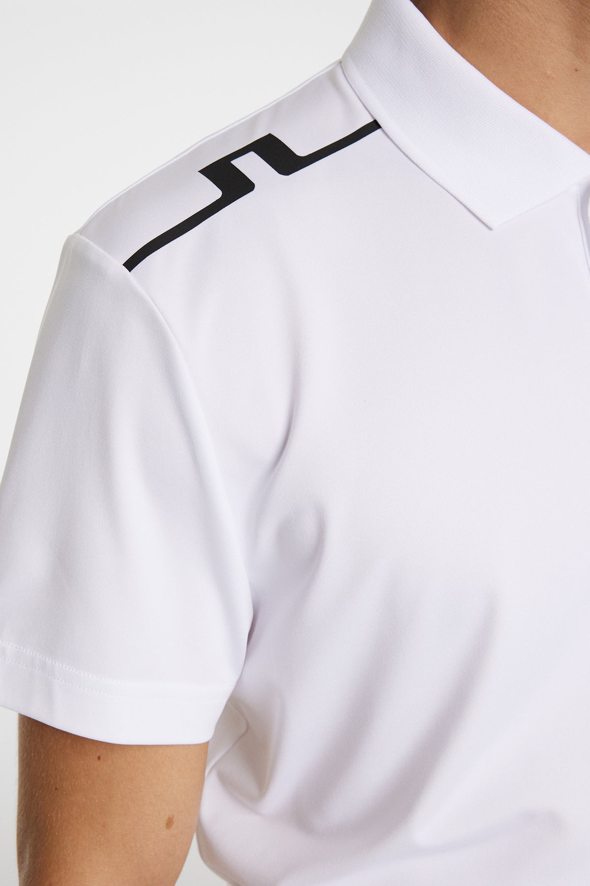 Lionel Polo / White