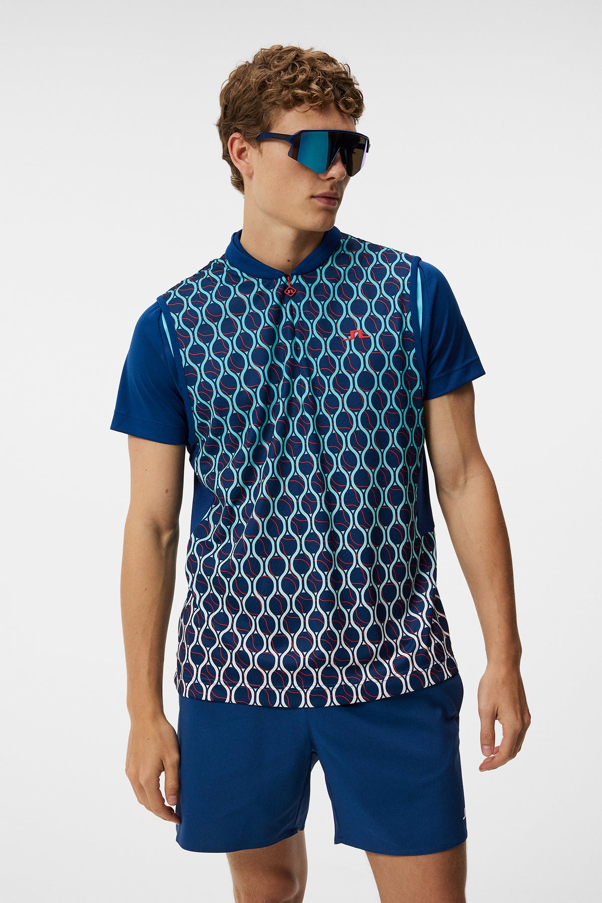 Wesley Print Vest / Racket Fade Estate