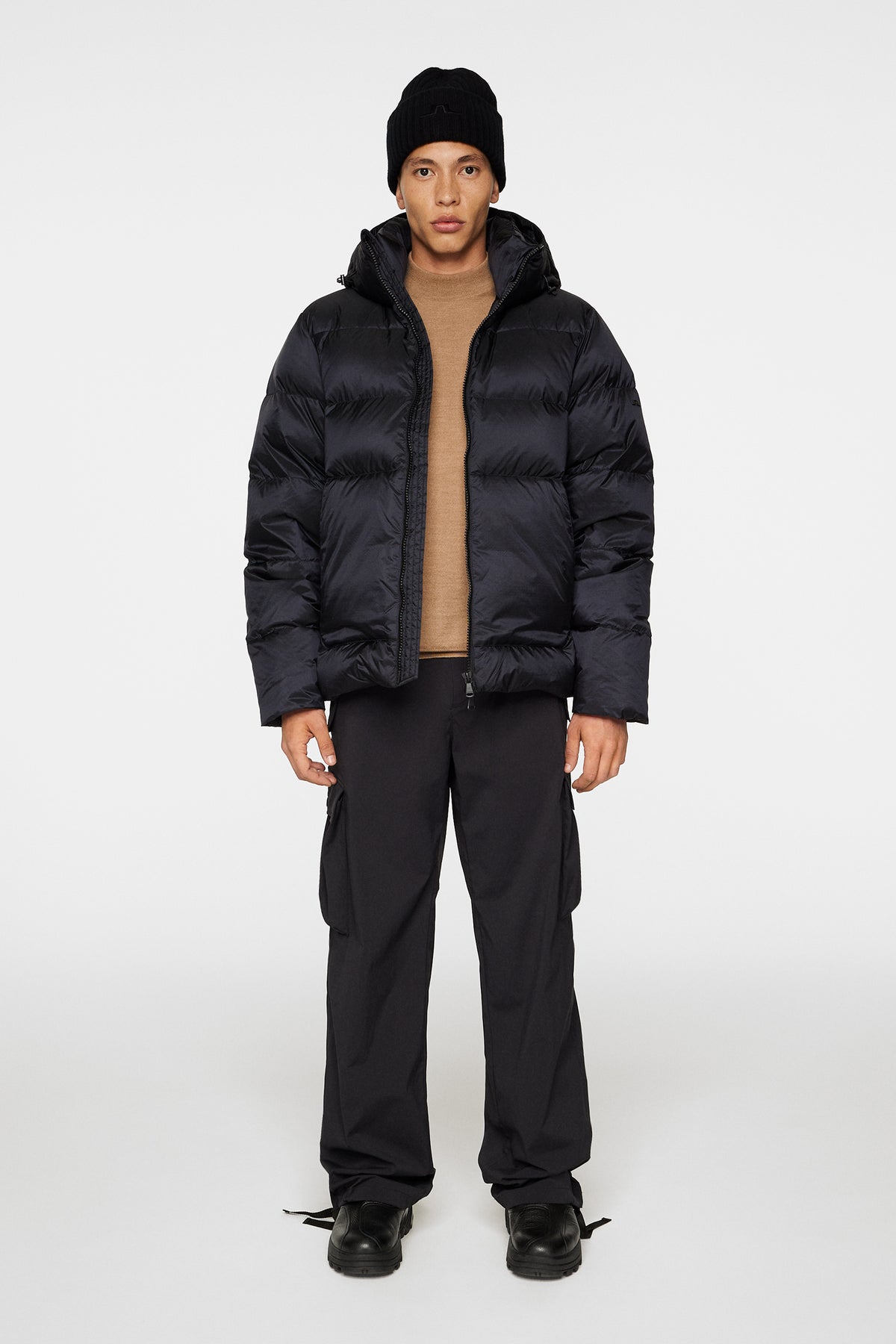 Farrell Down Jacket / Black