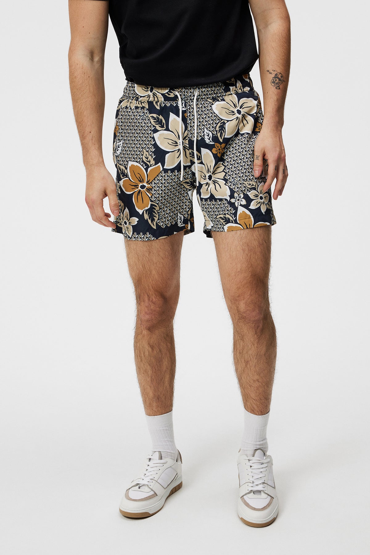 Banks Floral Swim Trunks / Island Floral Mix Safari