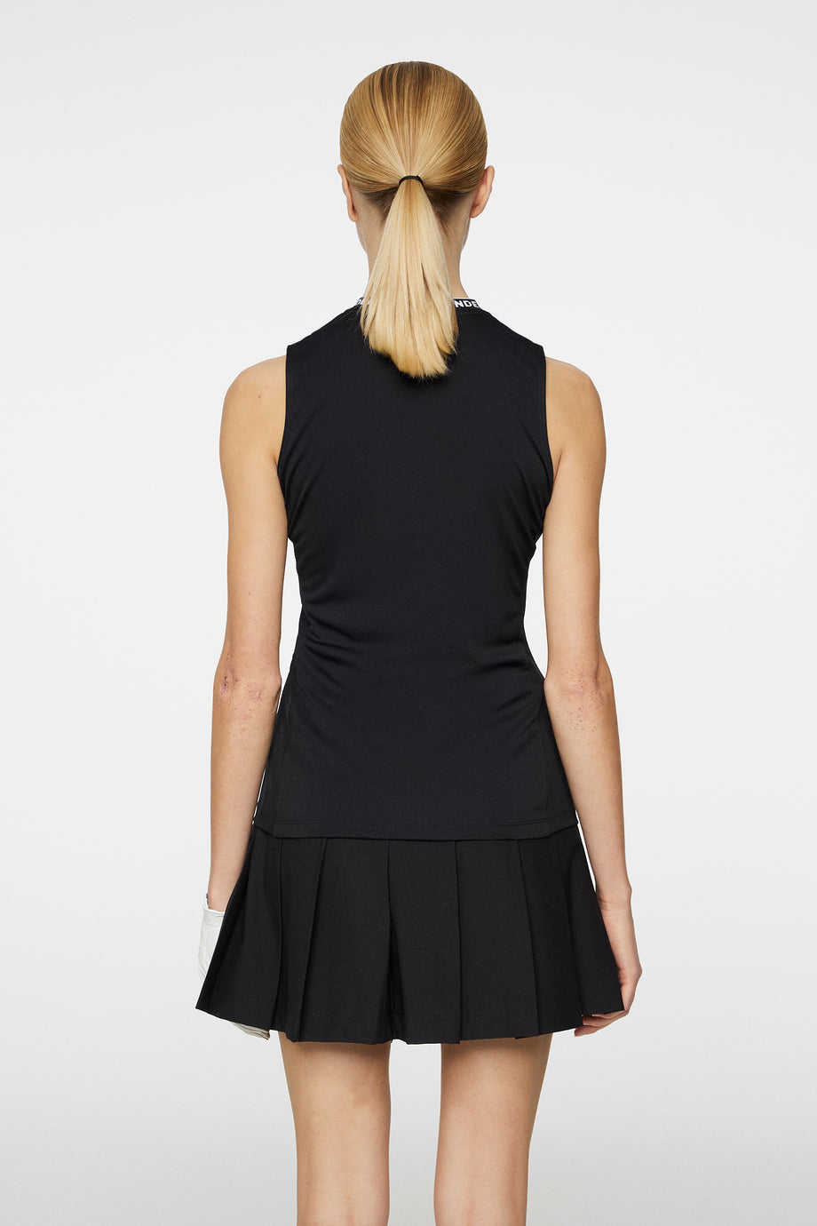 Leya Sleeveless Top / Black