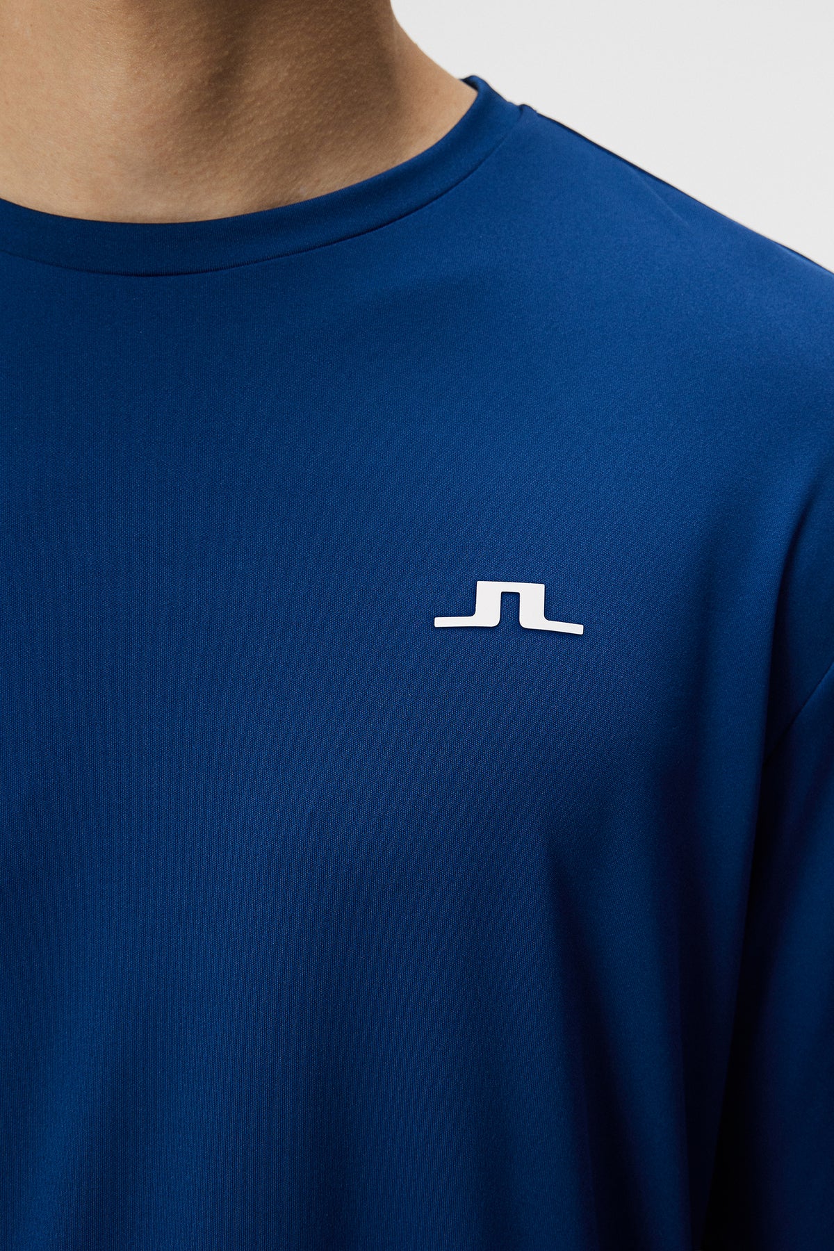 Ade T-shirt LS / Estate Blue