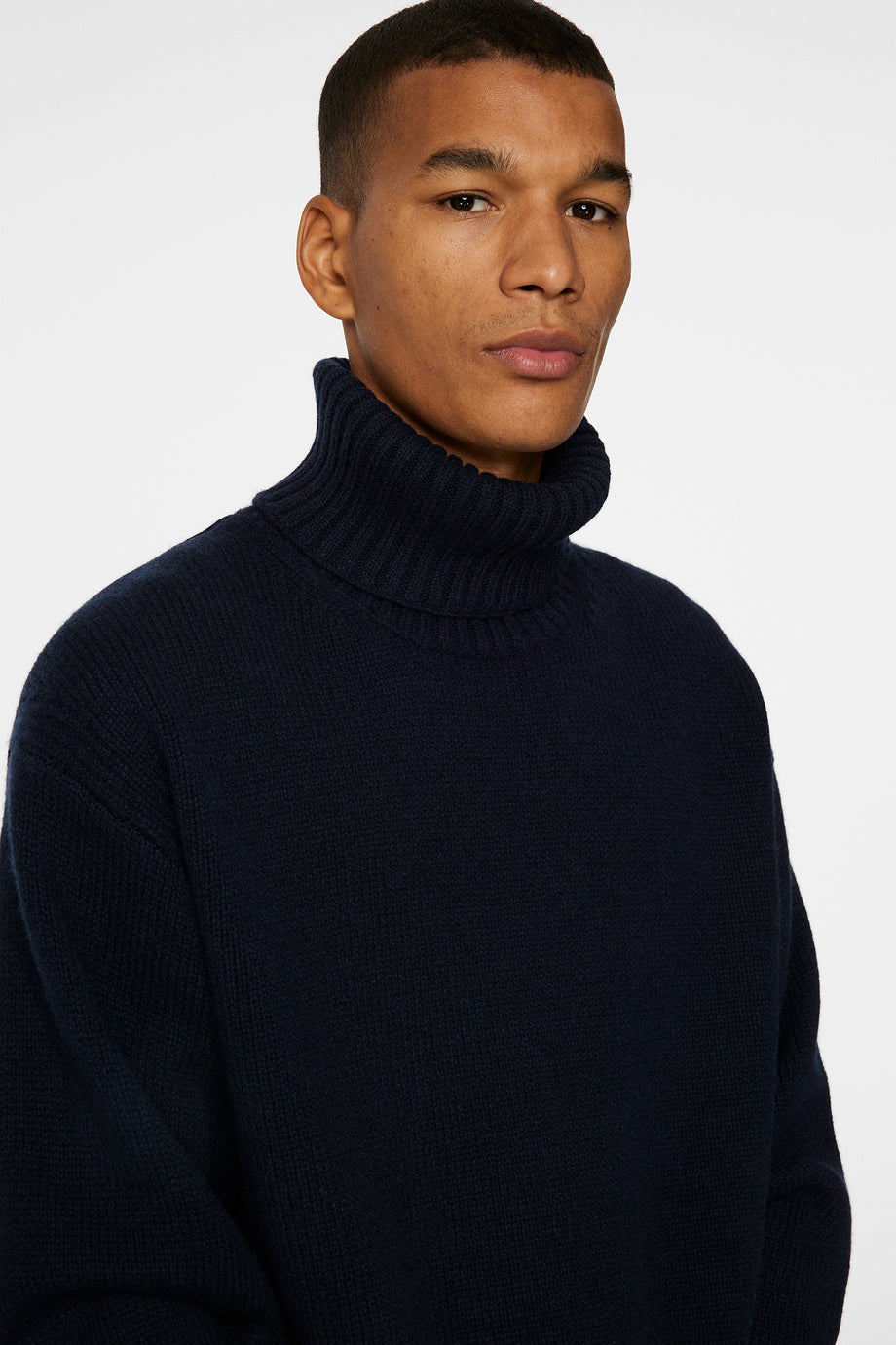 Todd Heavy Knit Turtleneck / JL Navy