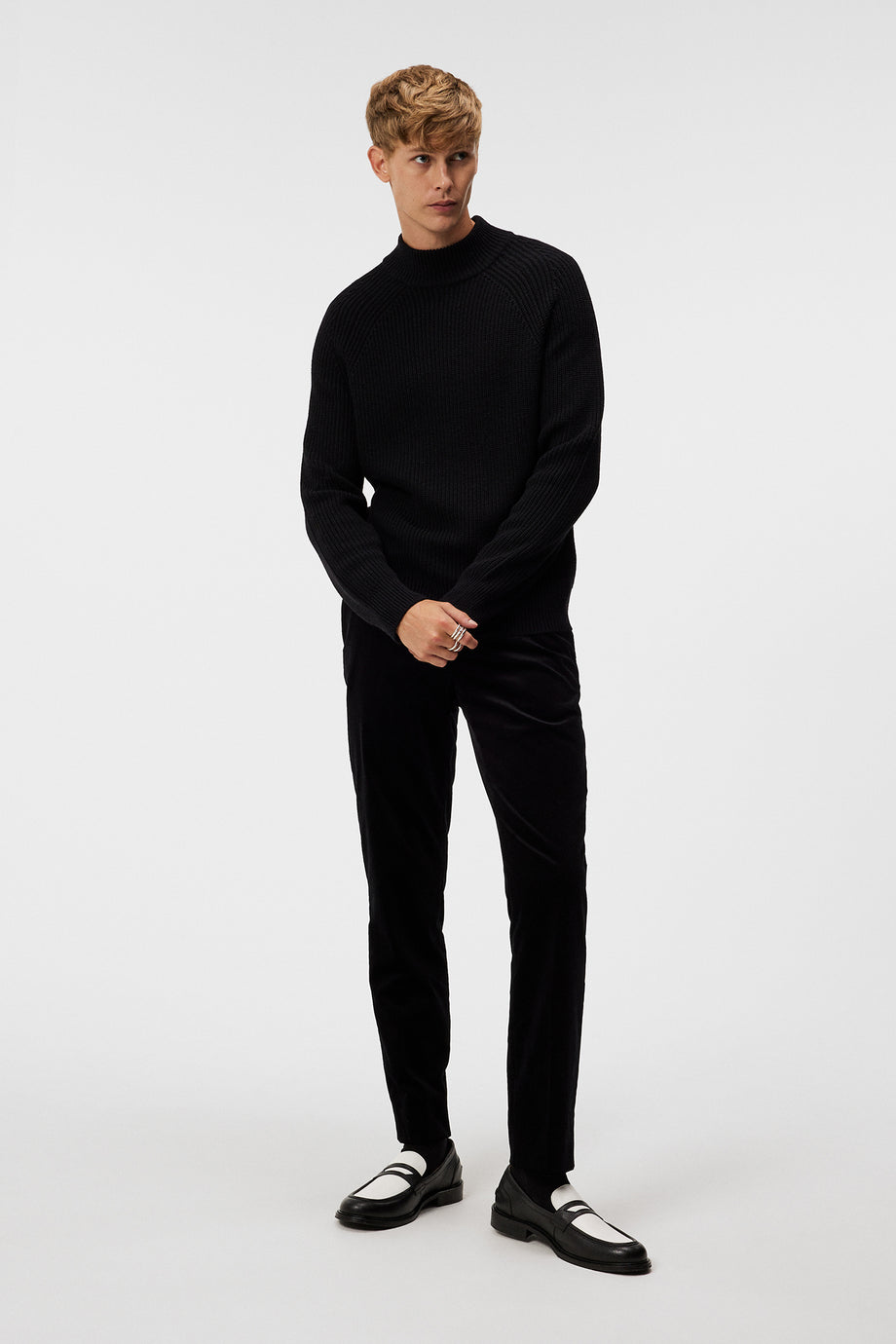 Kylan Mock Neck Sweater / Black – J.Lindeberg
