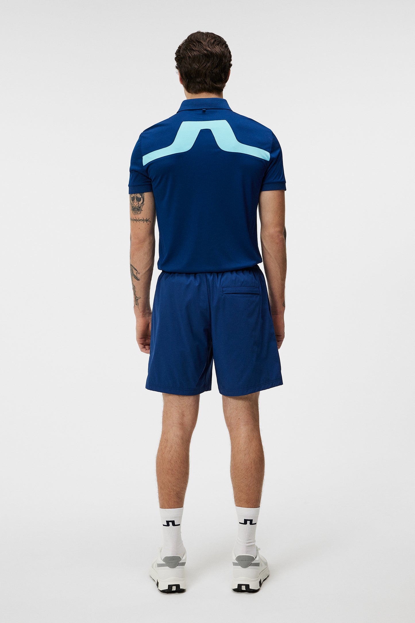 Hybrid Shorts / Estate Blue – J.Lindeberg