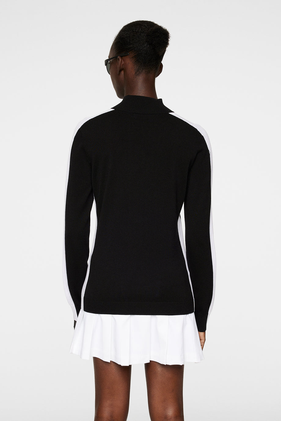 Adia Knitted Sweater / Black