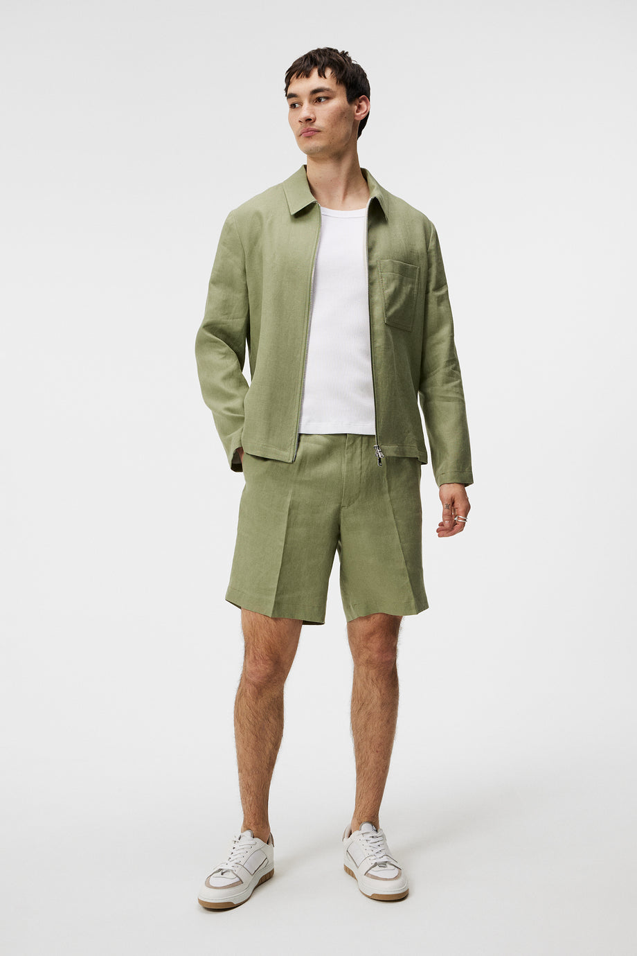 Julius Linen Overshirt / Oil Green