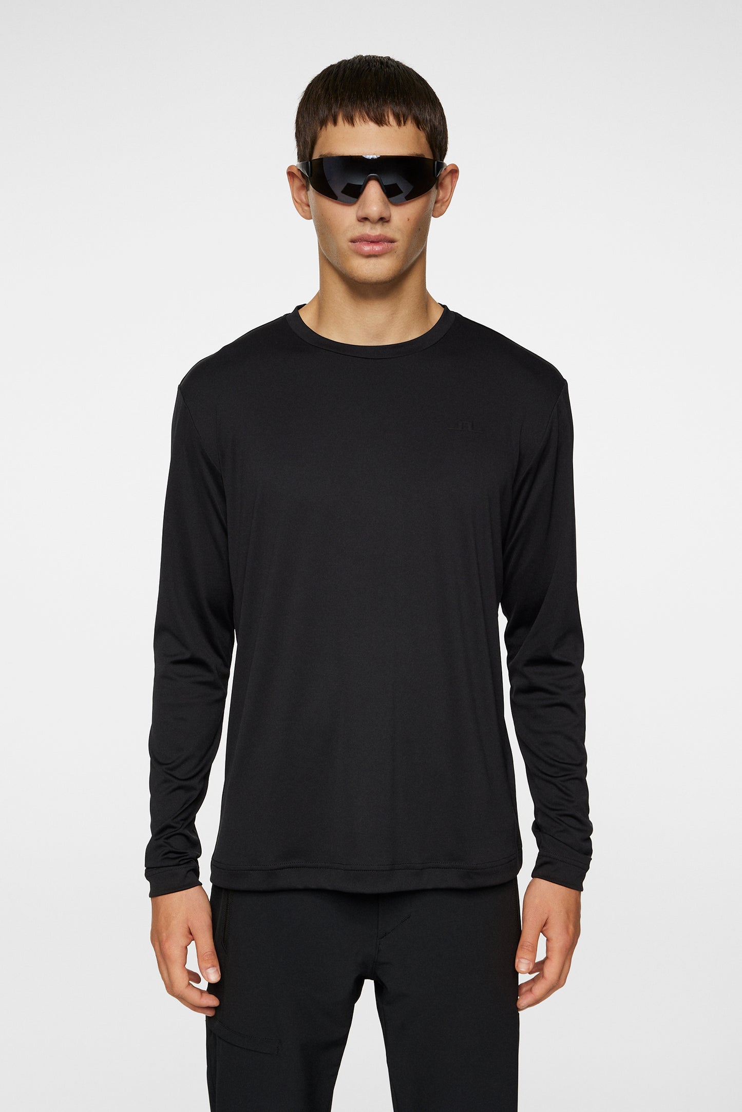 Ade T-shirt LS / Black