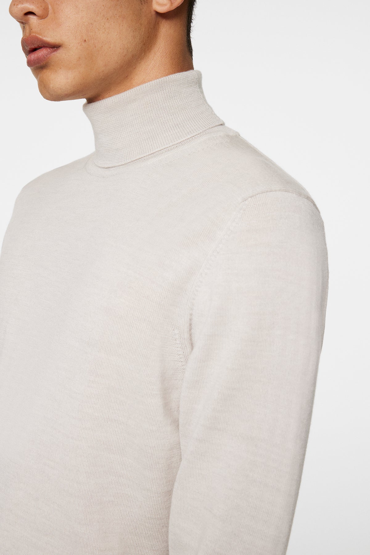 Kaden Merino Turtleneck / Moonbeam Melange