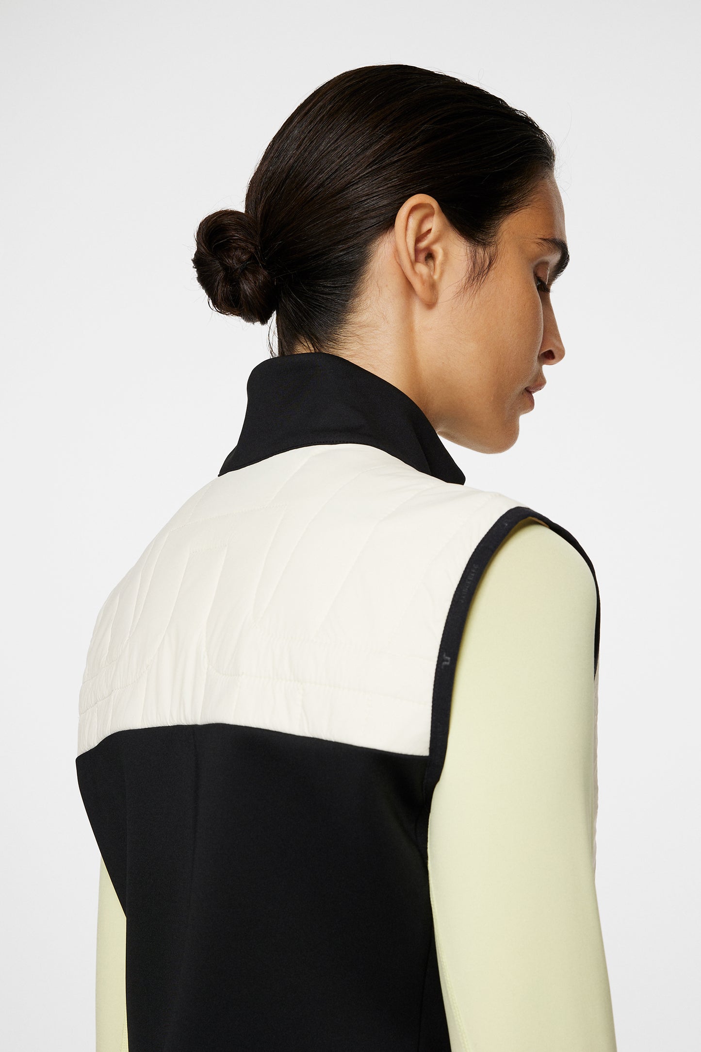 Holma Quilt Hybrid Vest / Whisper White