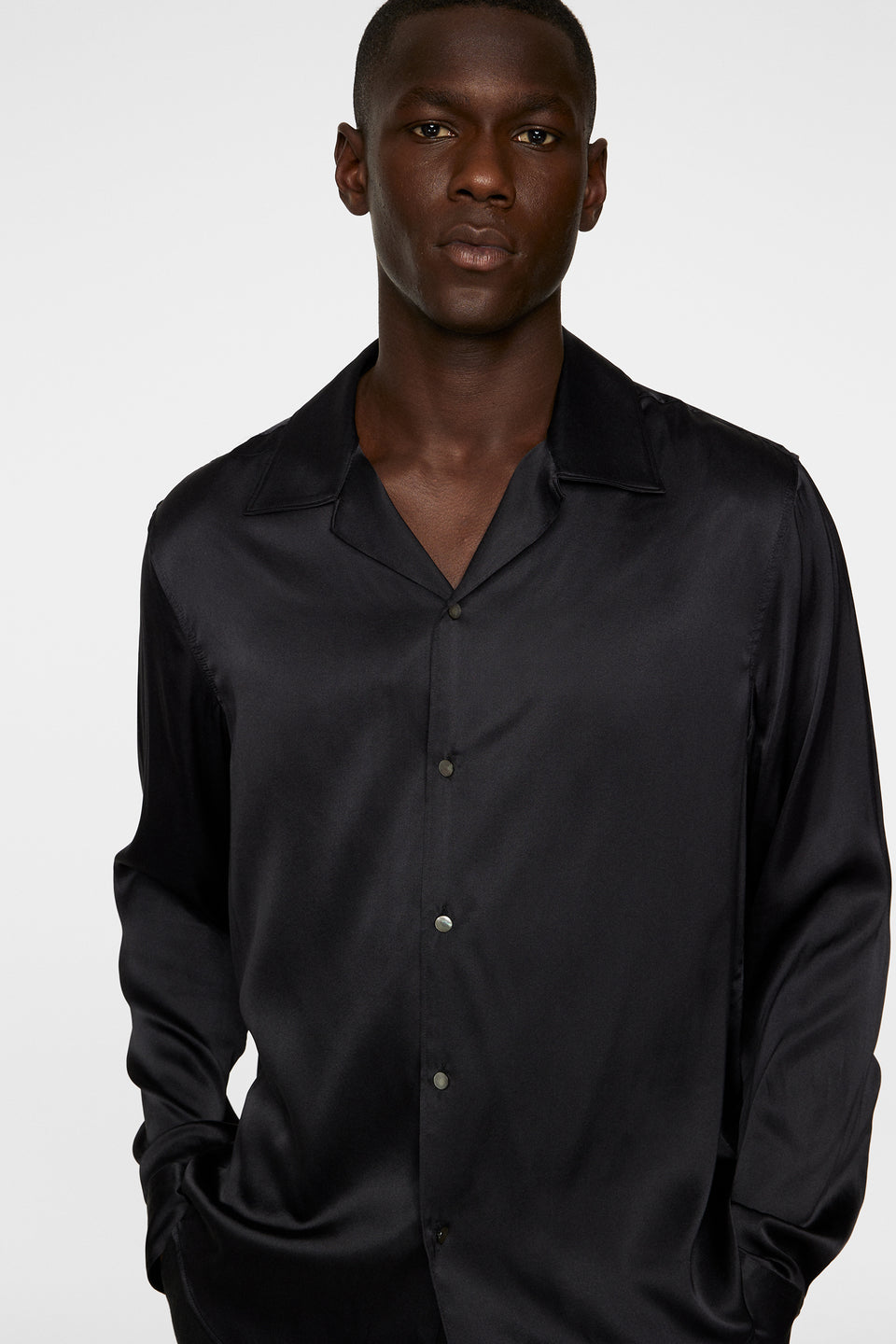 PJ Solid Silk Shirt / Black