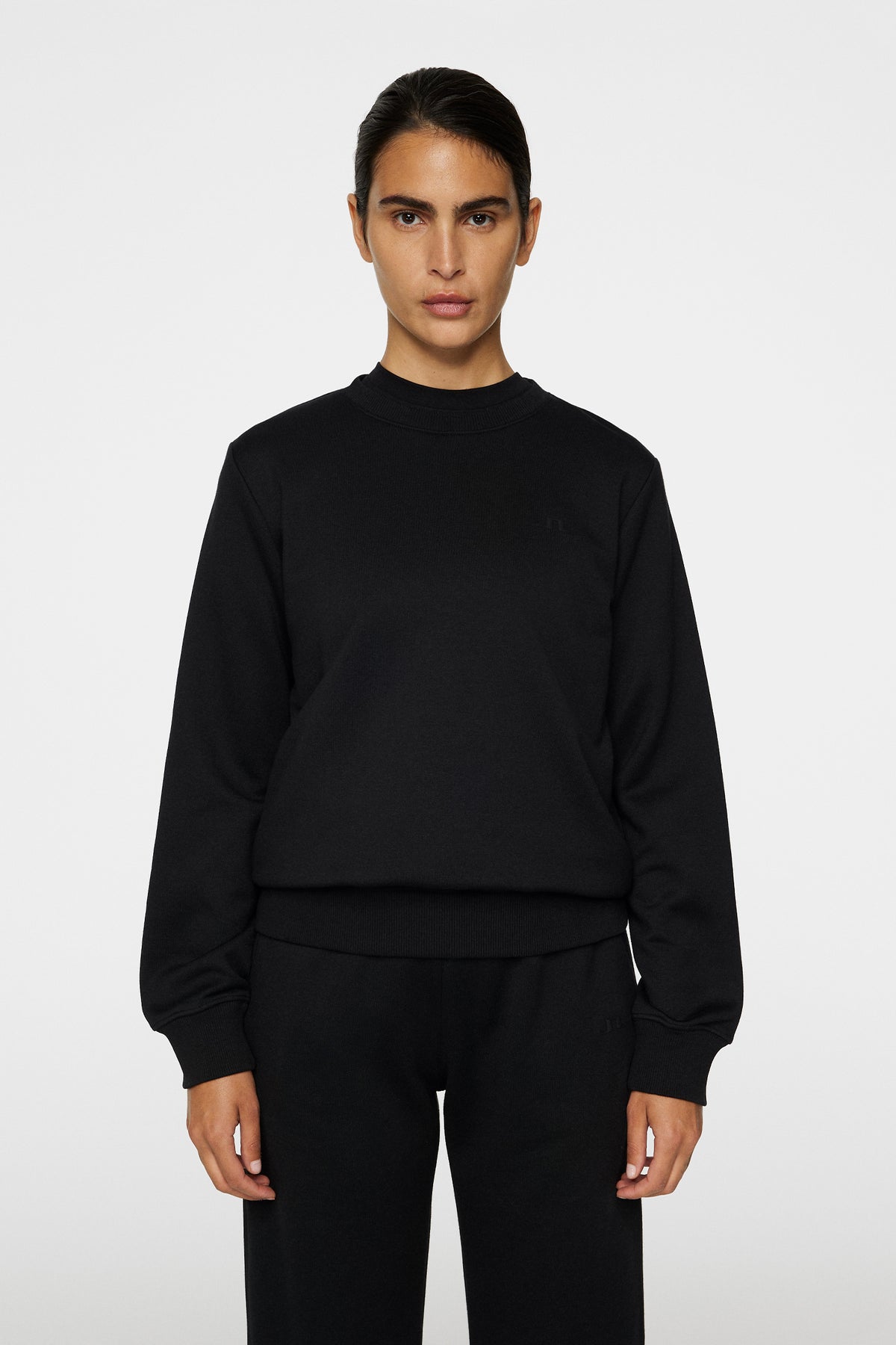 W Alpha Crew Neck / Black