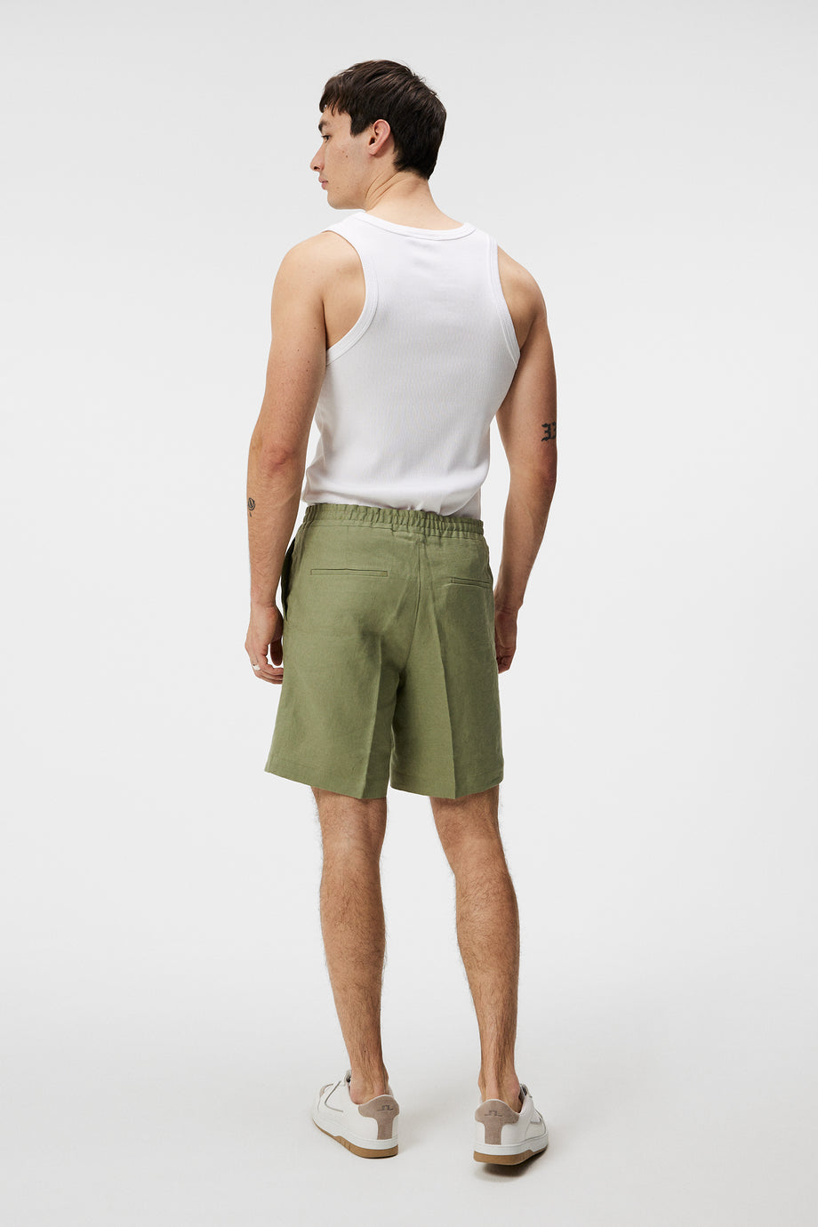 Baron Linen Shorts / Oil Green