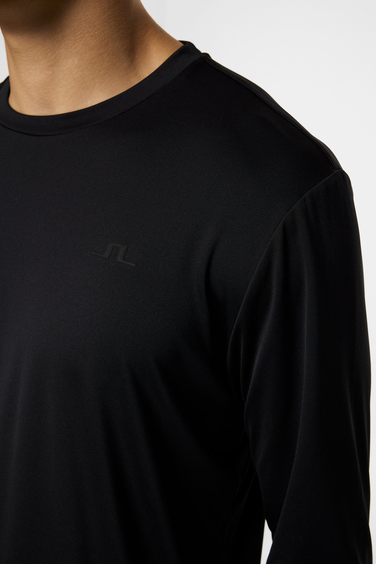 Ade T-shirt LS / Black