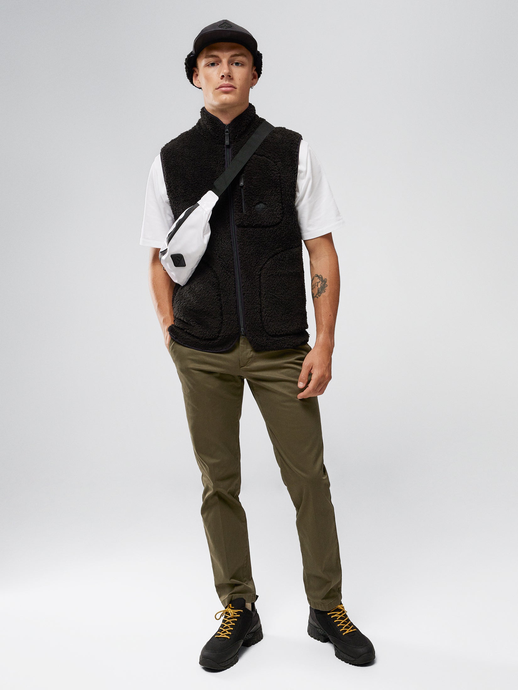 Patrik Pile Fleece Vest / Black – J.Lindeberg