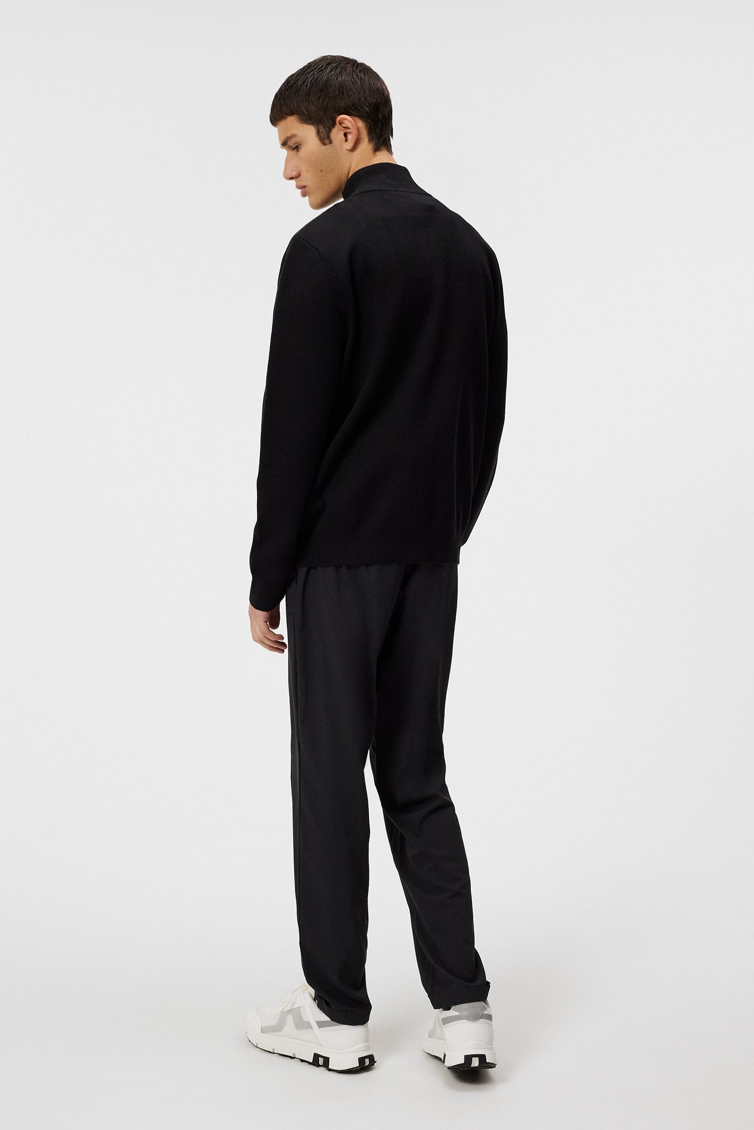 Bridge Knitted Hybrid Sweater / Black – J.Lindeberg