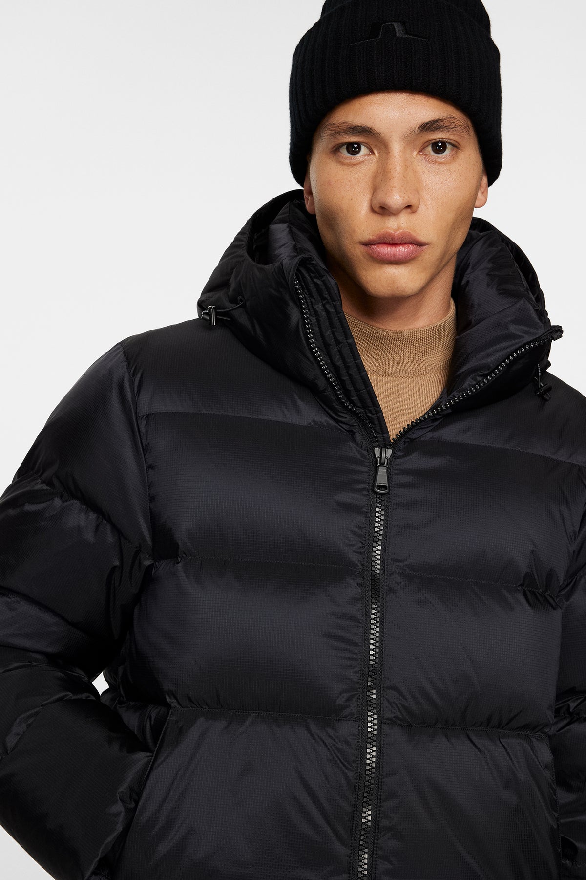 Farrell Down Jacket / Black