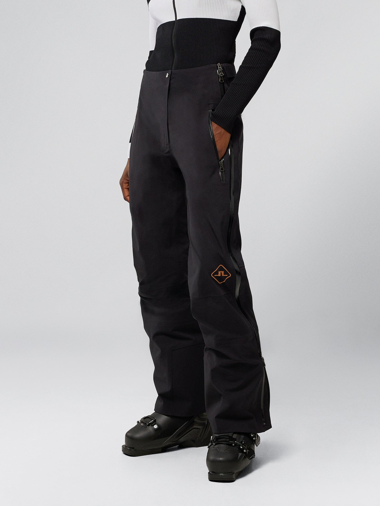 W Aerial Shell Pant / Black