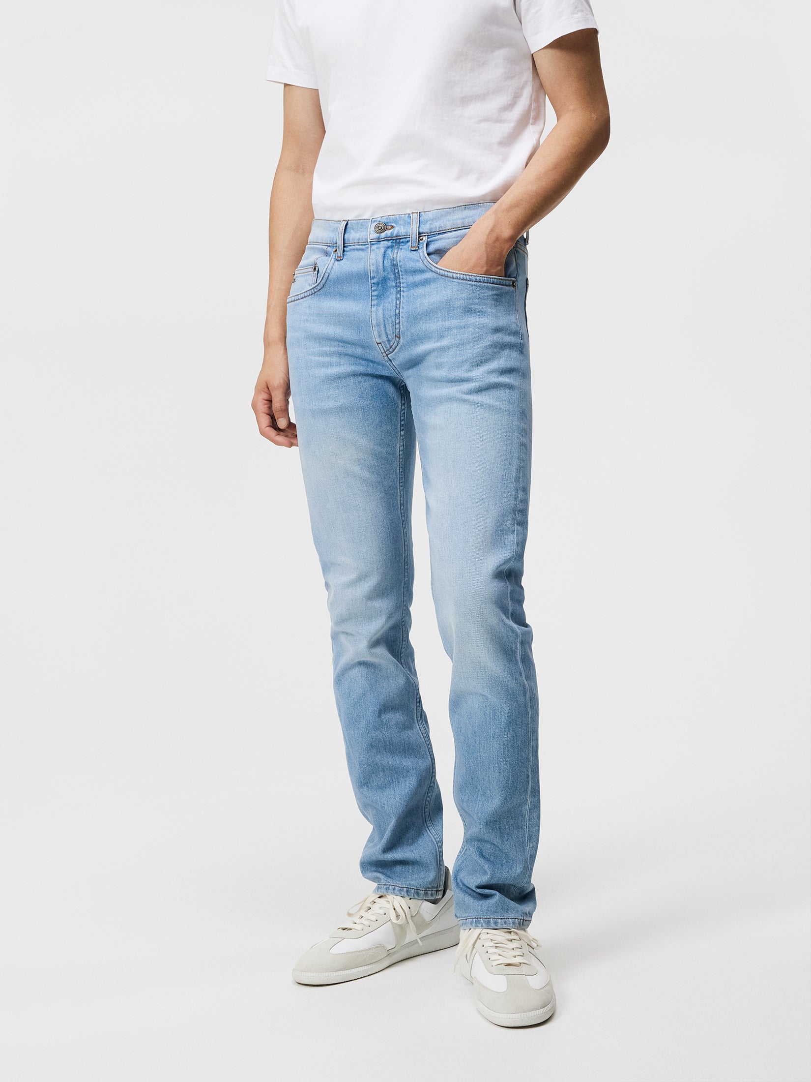 Cedar Sky Wash Jeans / Light Blue